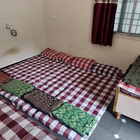 Samarth Sawali Guest House, Vidhyanagar Akkalkot Akalkot Exterior foto