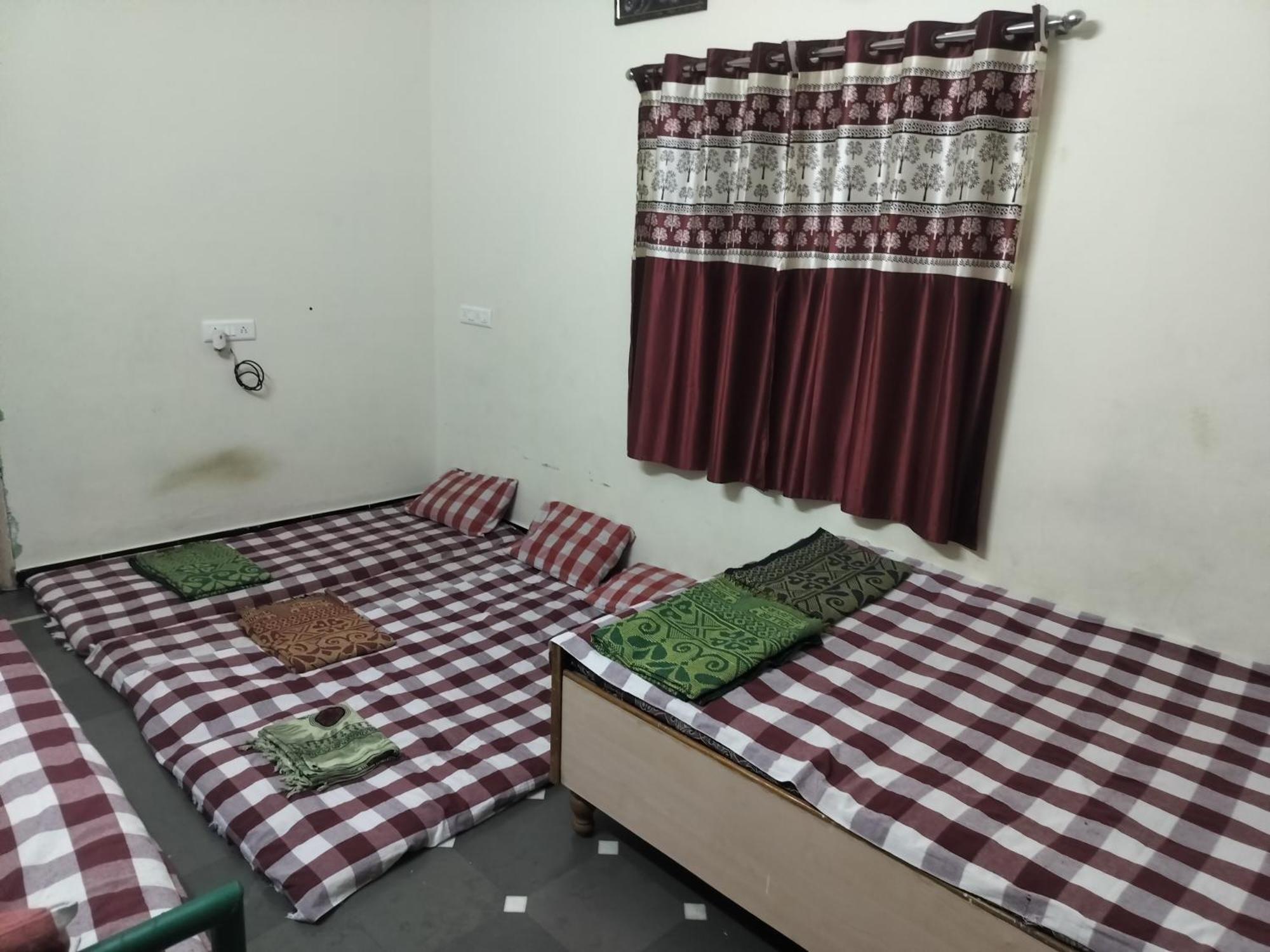 Samarth Sawali Guest House, Vidhyanagar Akkalkot Akalkot Exterior foto